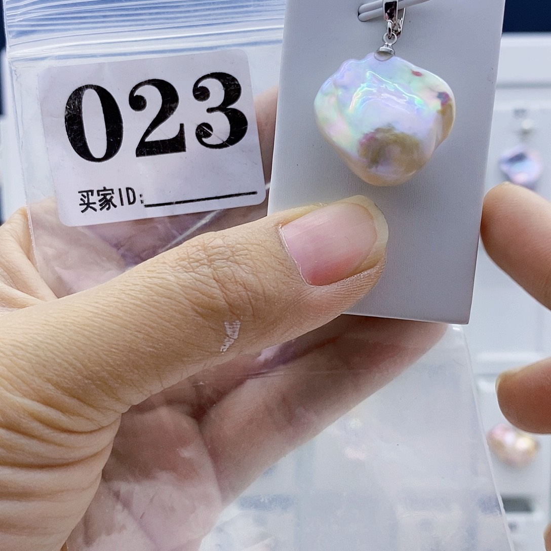 颈饰钛钢淡水珍珠