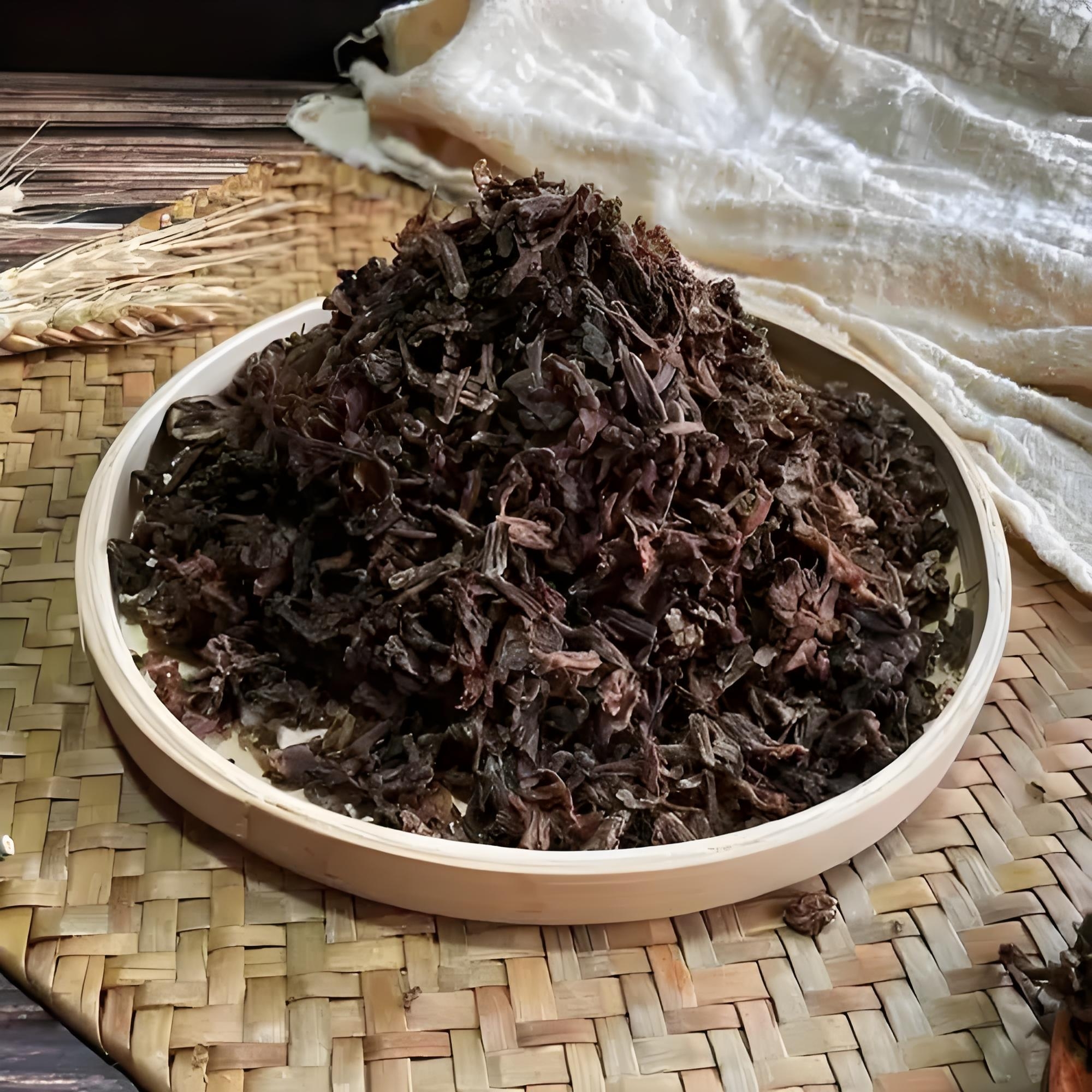 农家制作梅干菜干货可用于扣肉烧饼