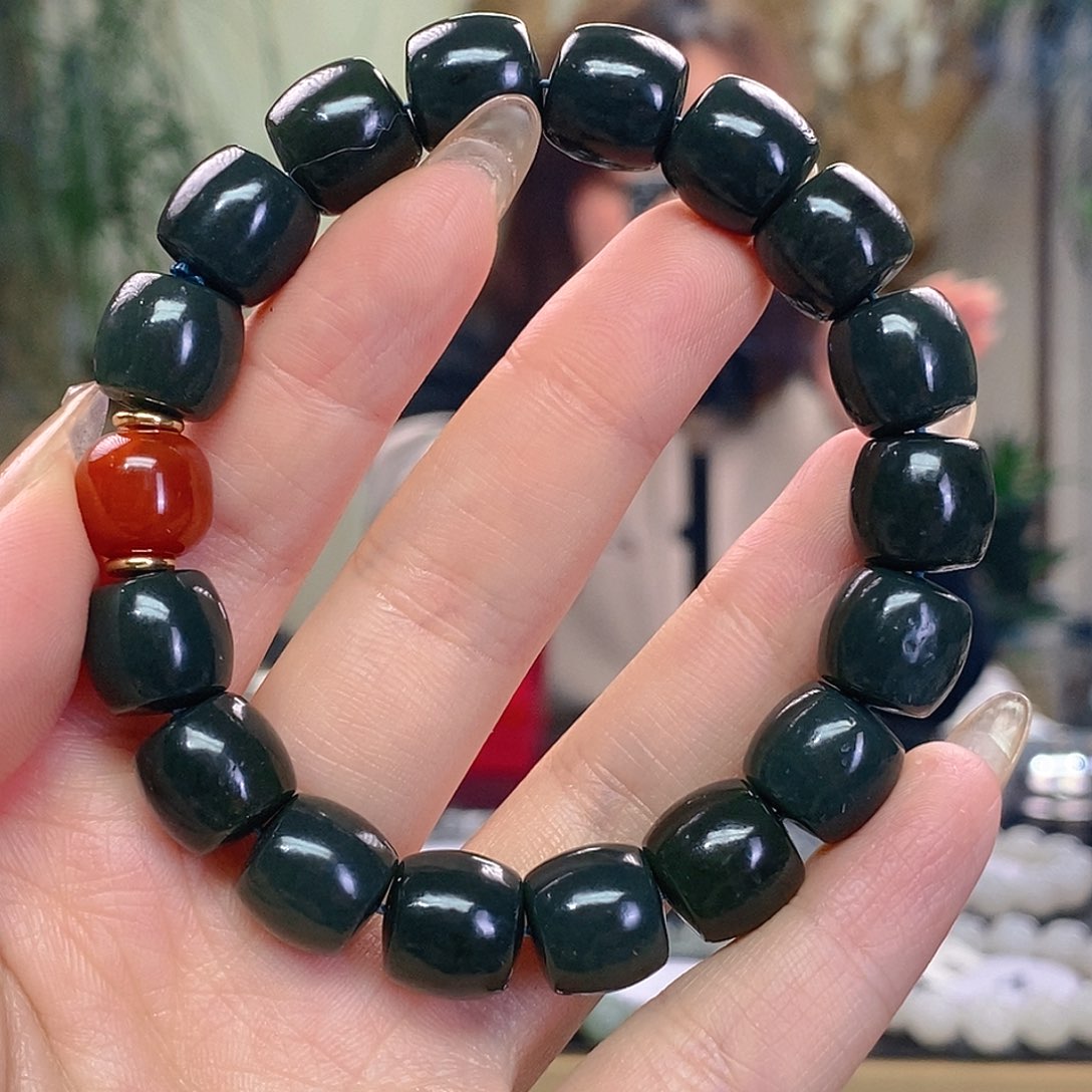 未镶嵌手链和田玉卡12