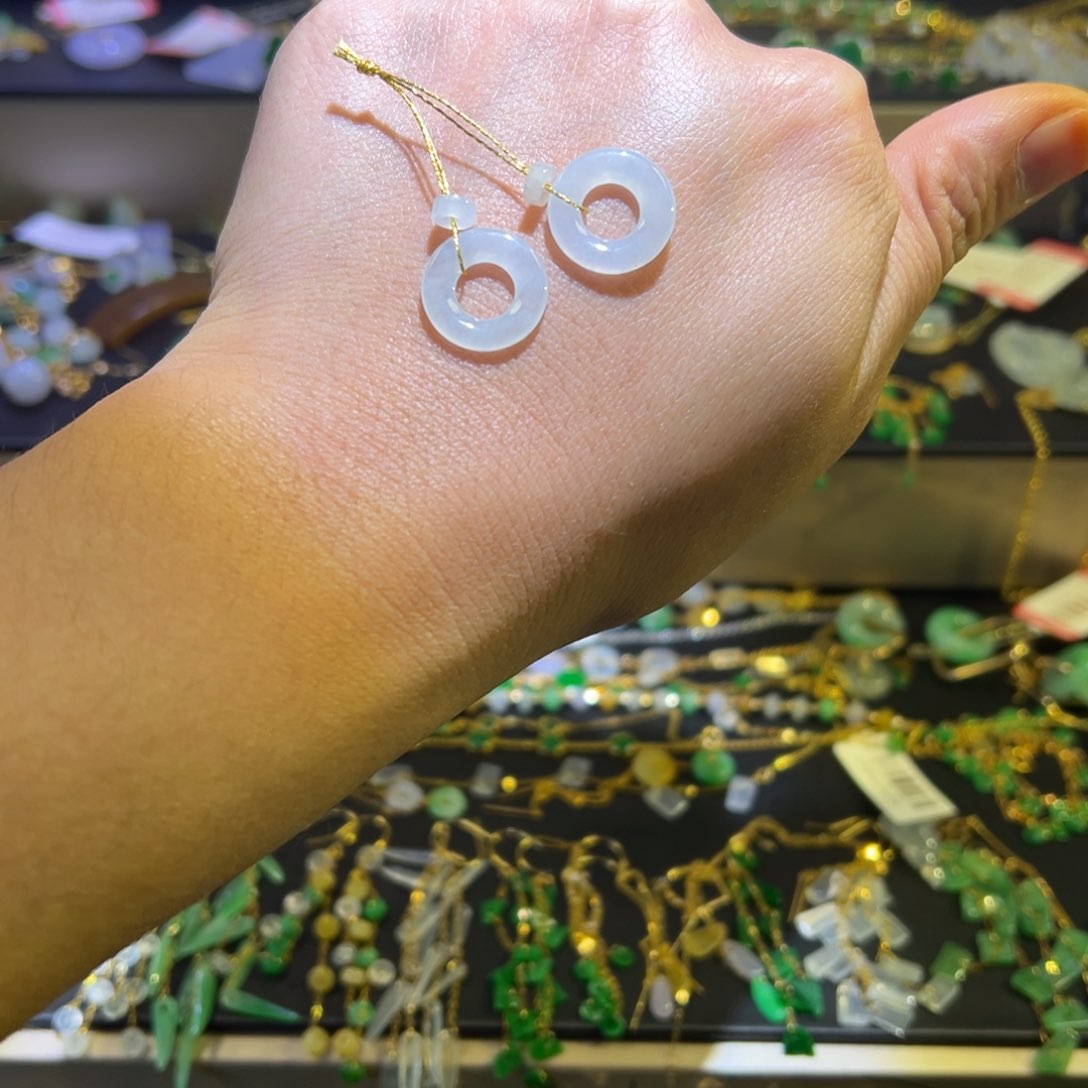 颈饰未镶嵌翡翠支持复检，缅料