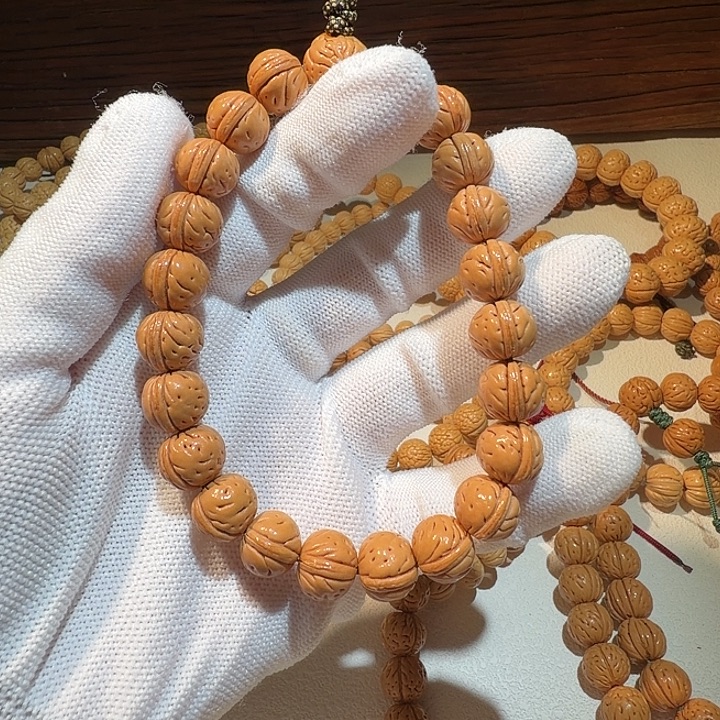 小***）吊坠桃核精品桃核