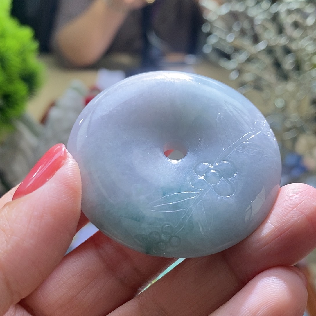 【闪购商品】翡翠颈饰未镶嵌扣子