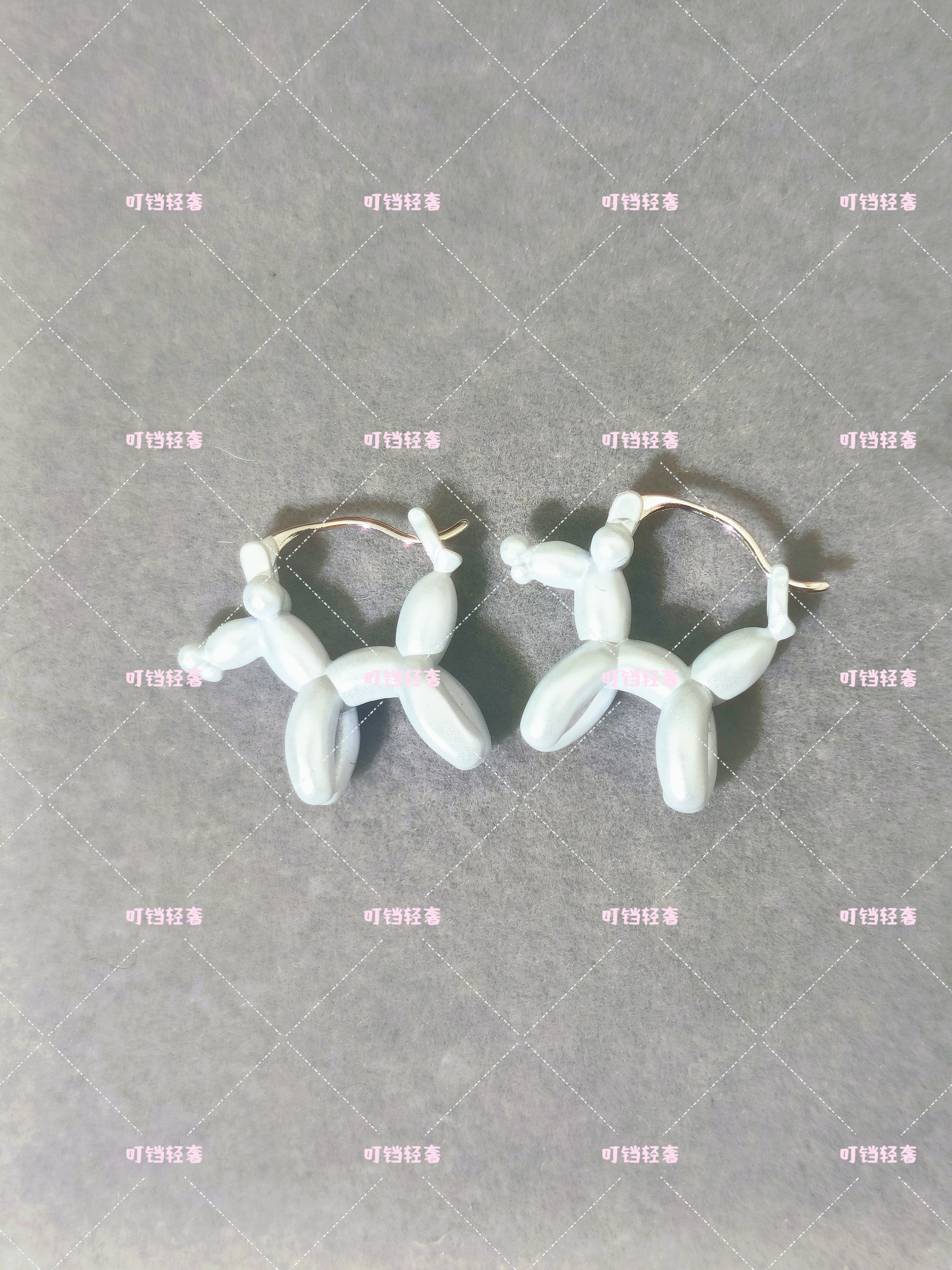 叮铛轻奢 高版本立体气球狗耳钉耳饰925精致小众耳扣设计法式香风