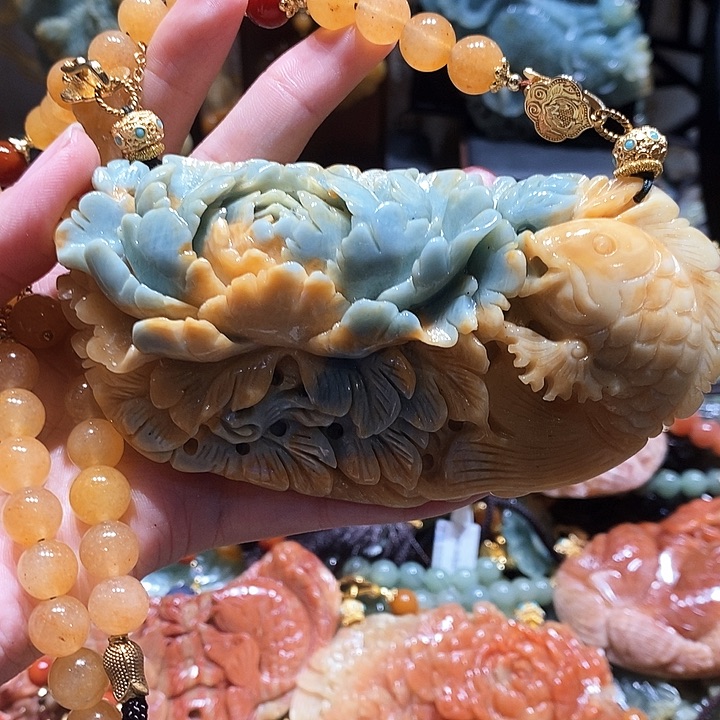 岫玉未镶嵌毛衣链