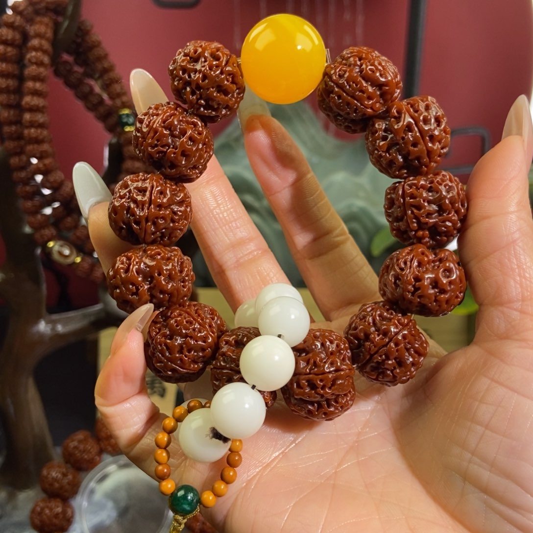 金刚菩提吊坠521。               