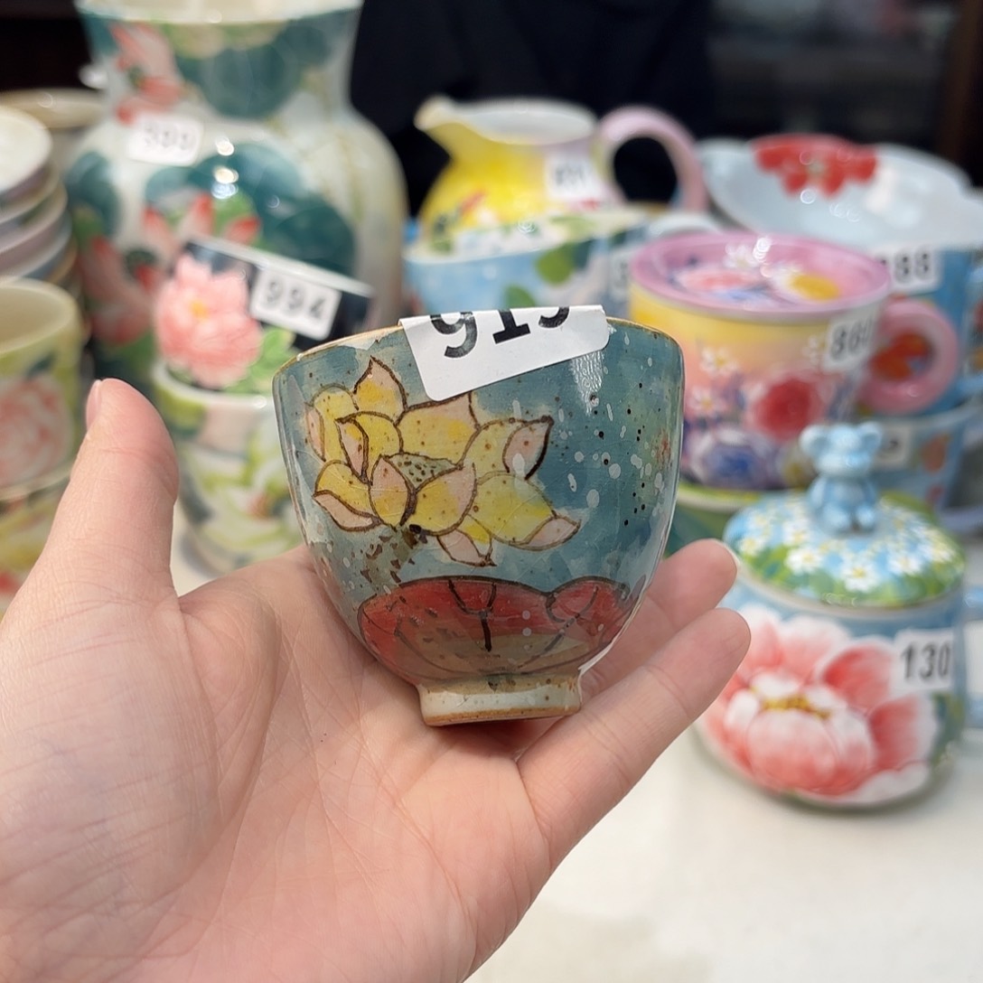 瓷片兔兔好可爱啊我