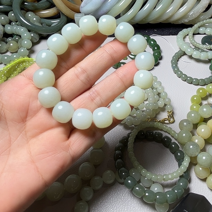 和田玉未镶嵌手串14