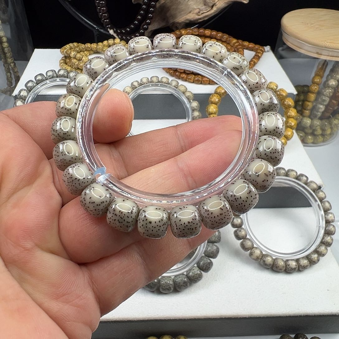 星月菩提手串高货10×9果冻侧留白真尖星