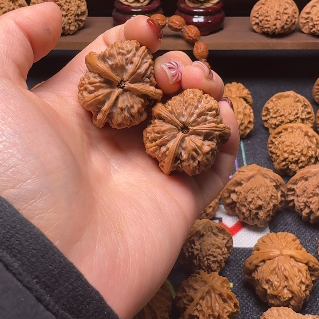 文玩核桃吊坠33御玺