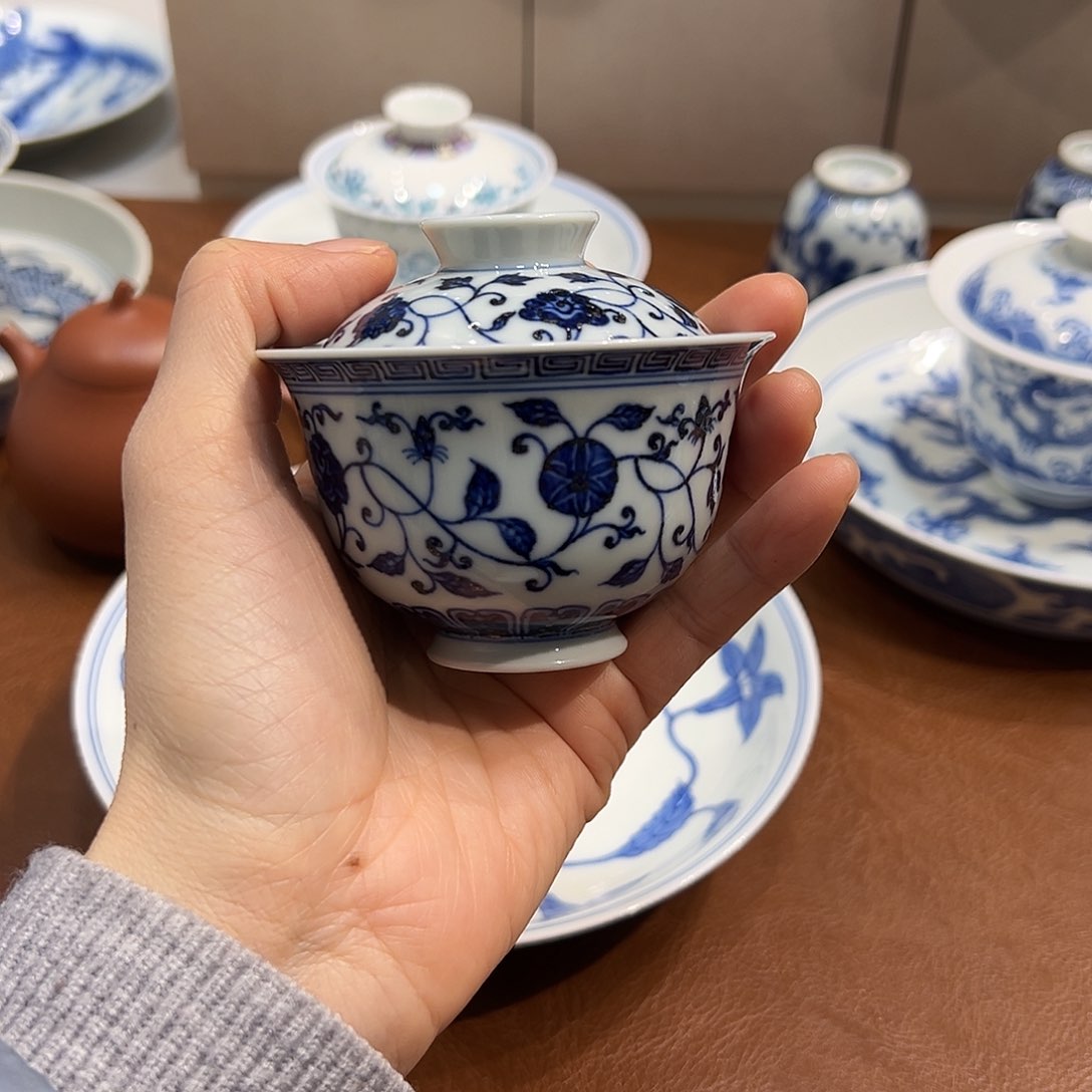 盖碗达**W青花缠枝盖碗纯手工