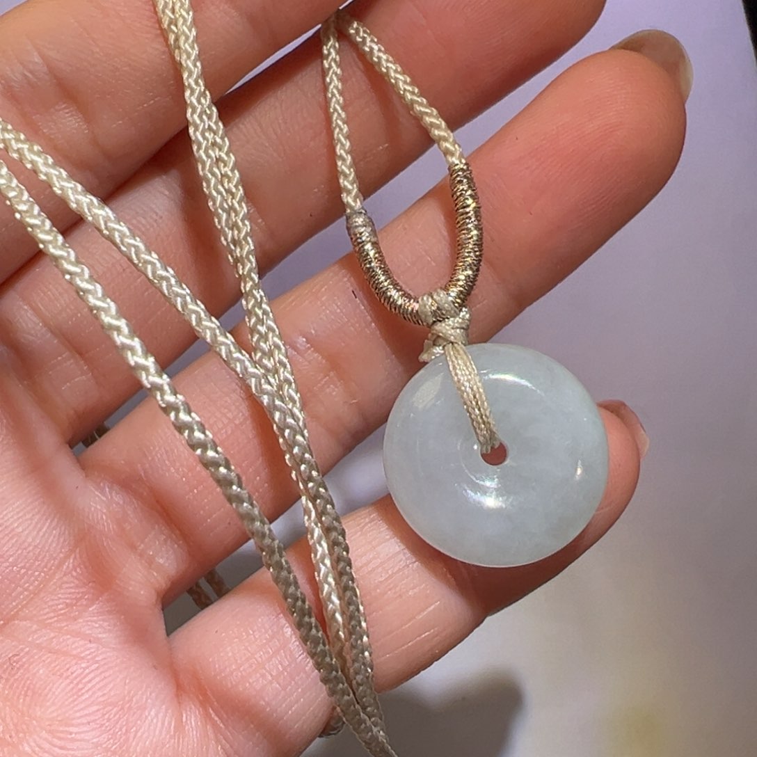 翡翠颈饰未镶嵌吊坠