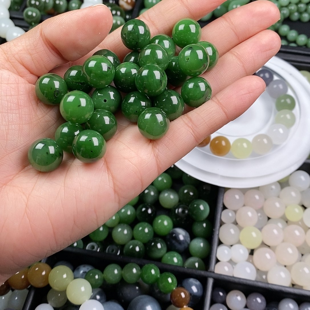 和田玉（碧玉）未镶嵌珠宝半成品