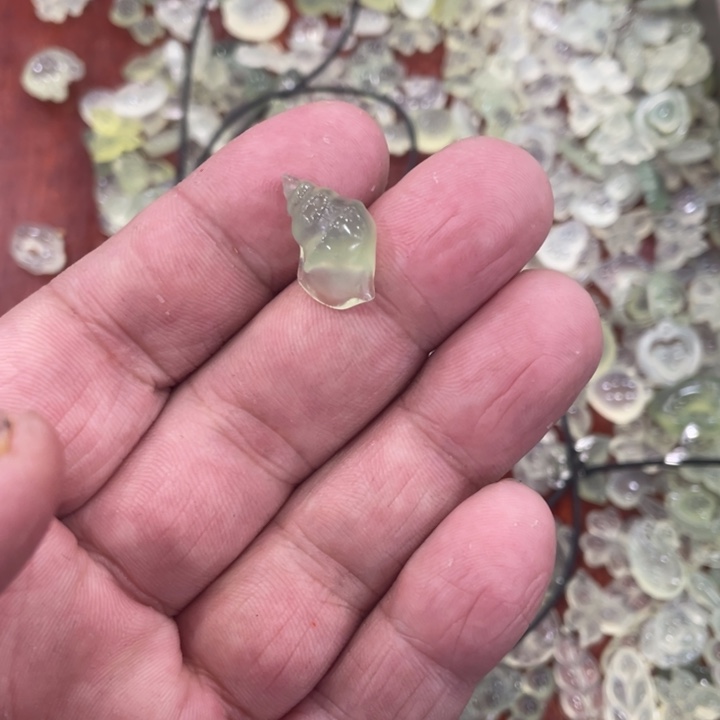 蛇纹石玉合金颈饰