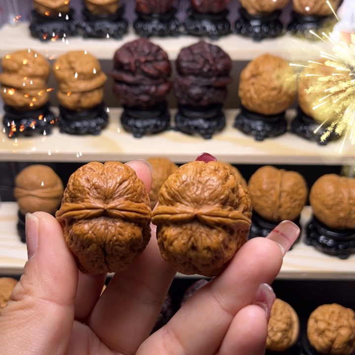 文玩核桃吊坠21w平头蝉