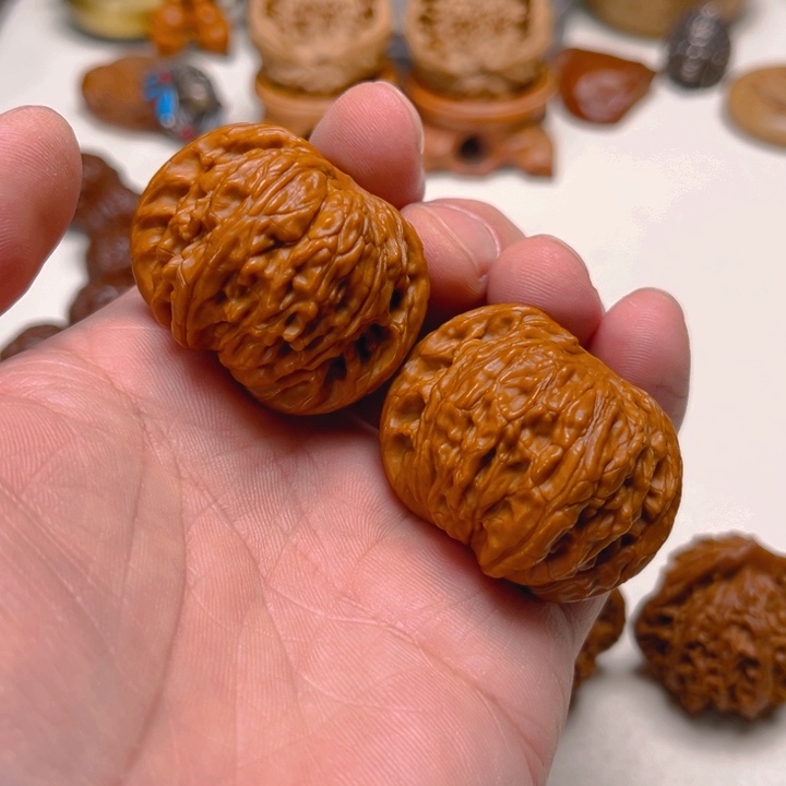 文玩核桃把件正磨 边41.5编号2560