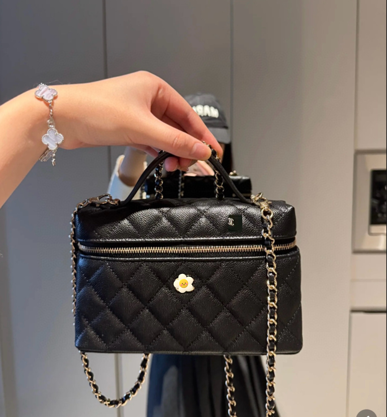 只接待玩柜子，有素质的朋友.《不核对细节不发货》单肩斜挎包