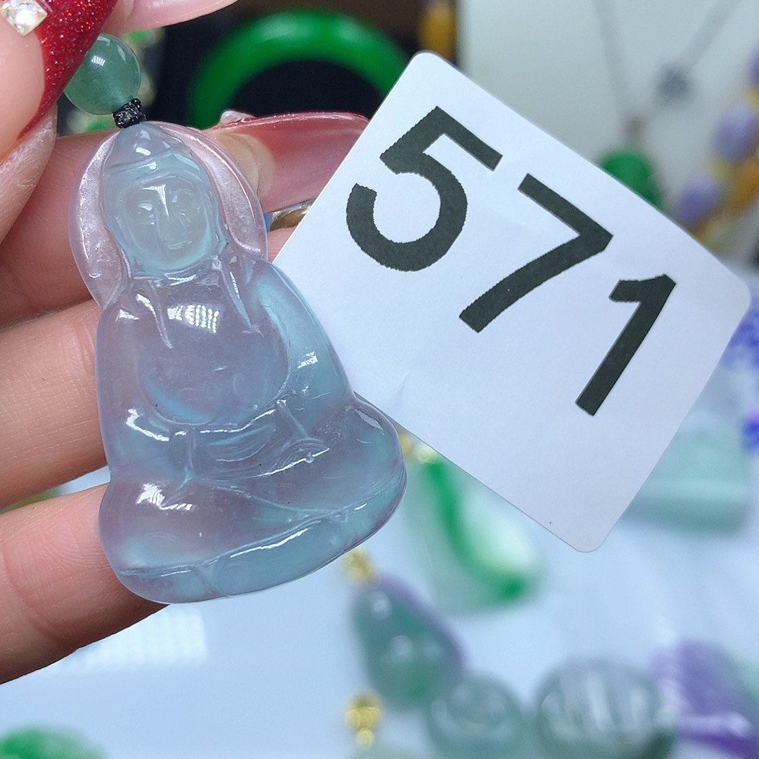 翡翠吊坠(赠链)未镶嵌