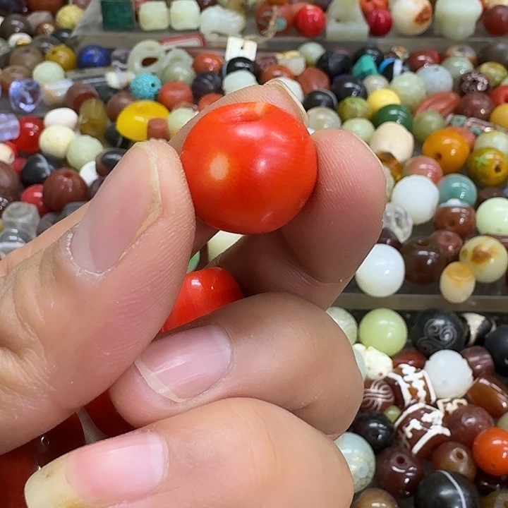 石***缘南红玛瑙合金珠宝奇石