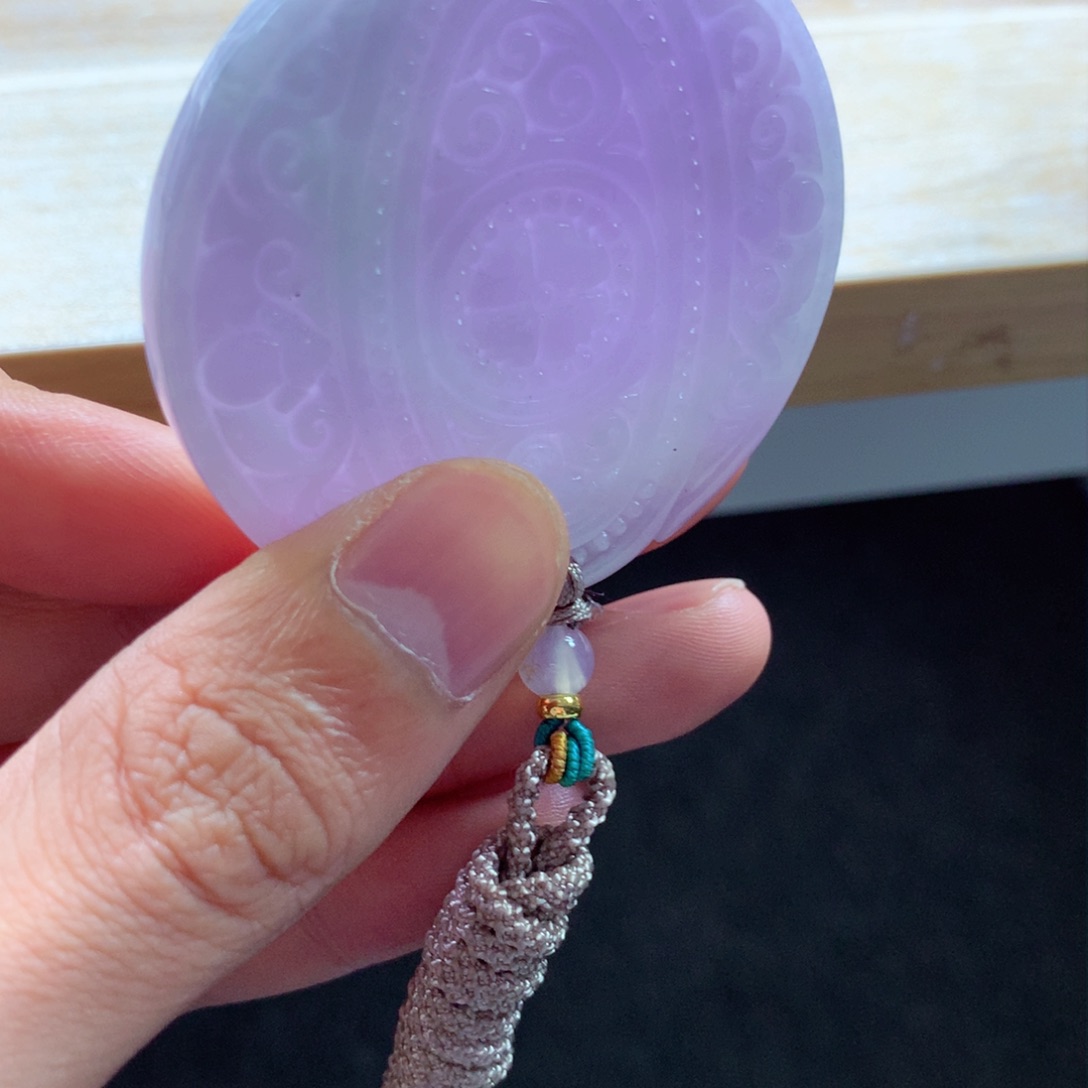 翡翠颈饰未镶嵌吊坠