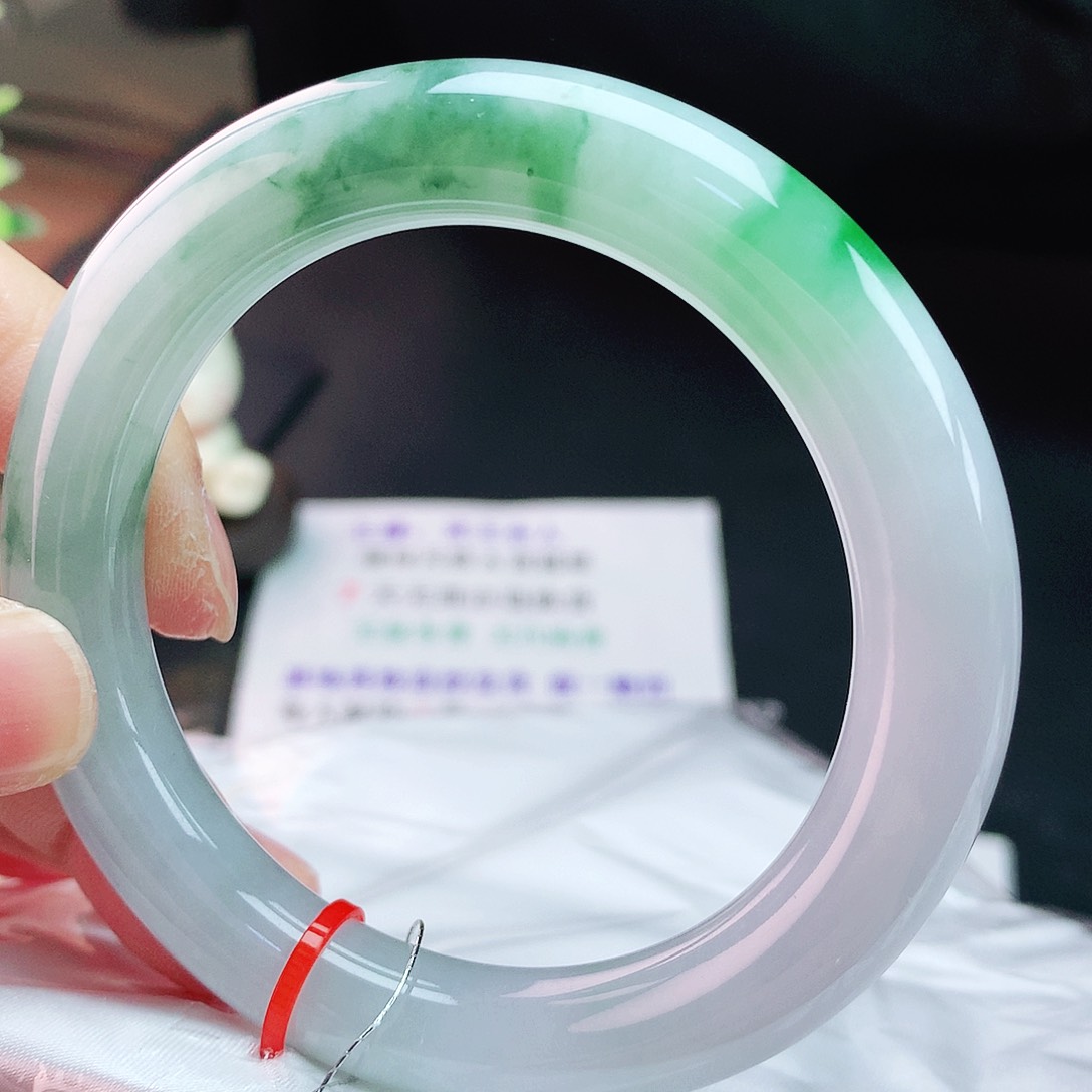 翡翠手镯未镶嵌56胖