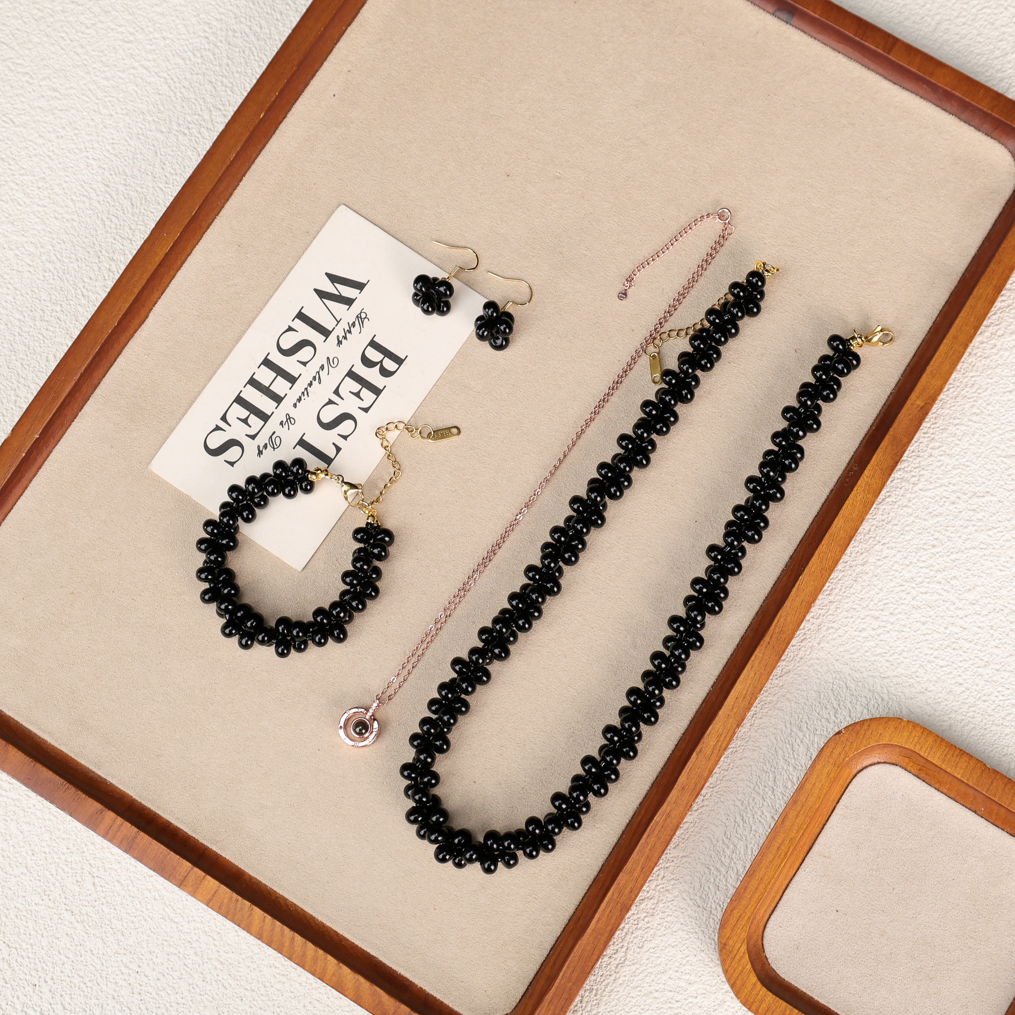 合金项链 LZ4819黑豆黑色不规则小米珠编织项链手链耳环一套幸运