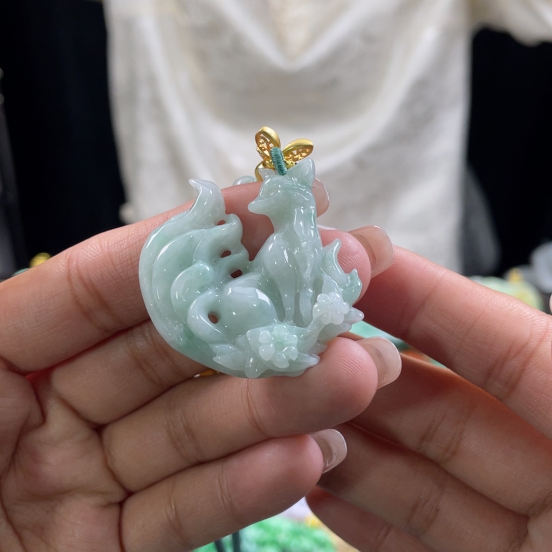 翡翠颈饰未镶嵌代编织