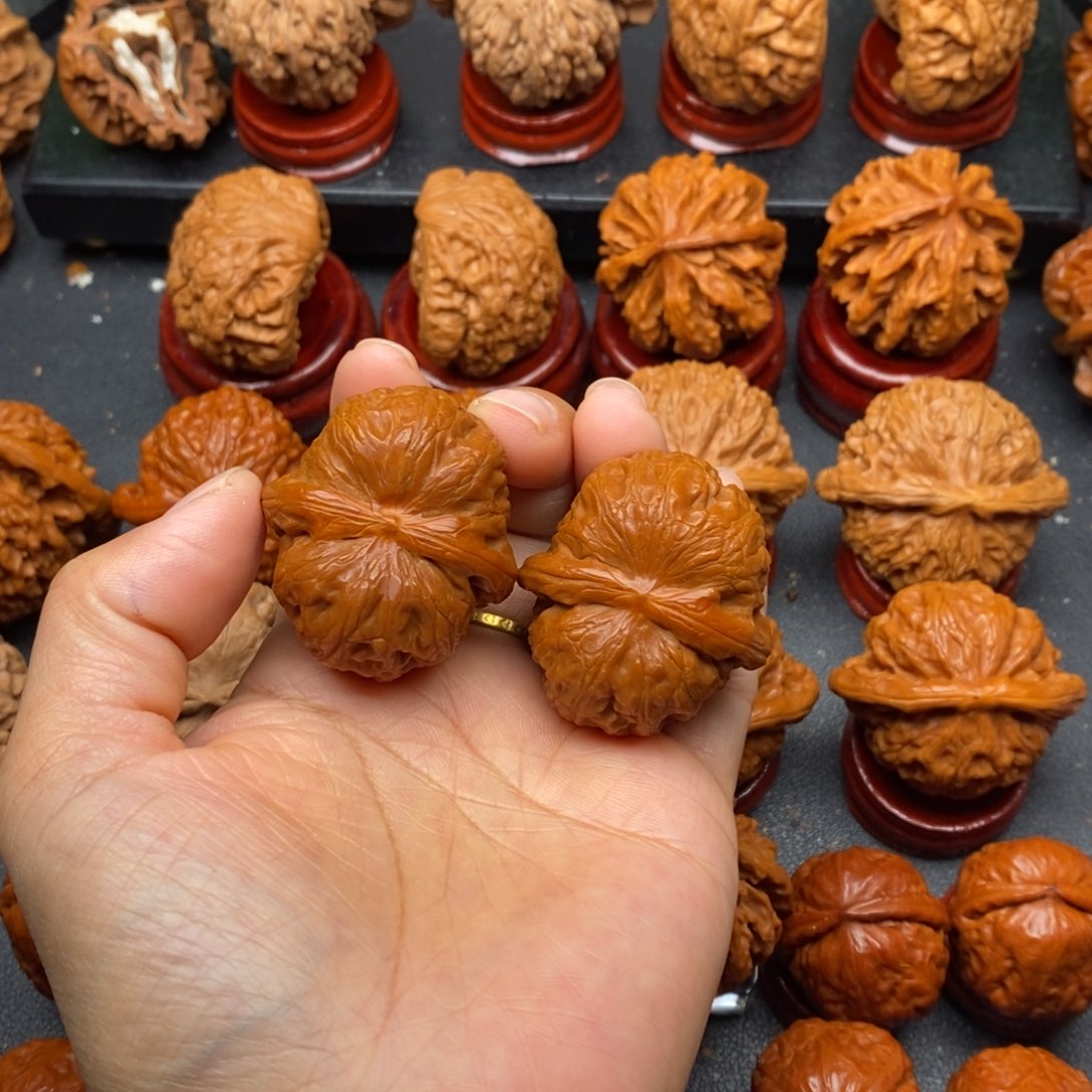 文玩核桃把件40平谷元宝