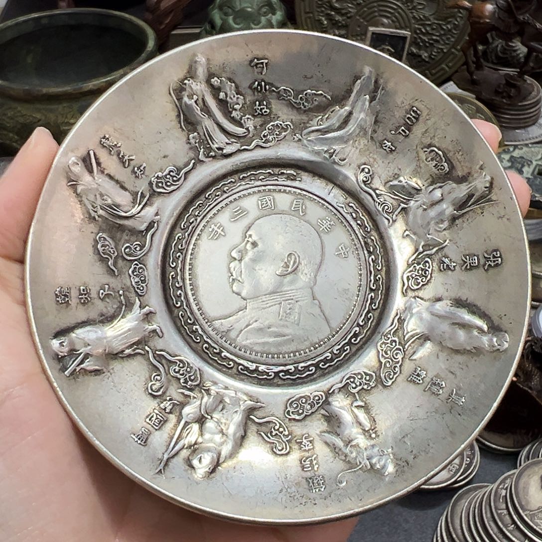 金属复古风格摆件