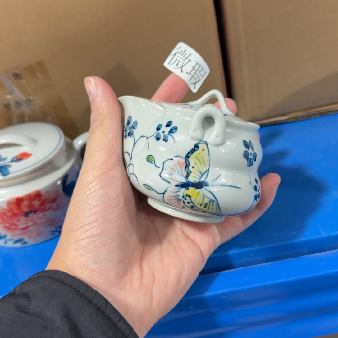 釉下手绘茶具微瑕