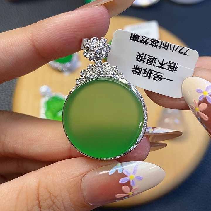 玛瑙/玉髓银S925镶嵌颈饰