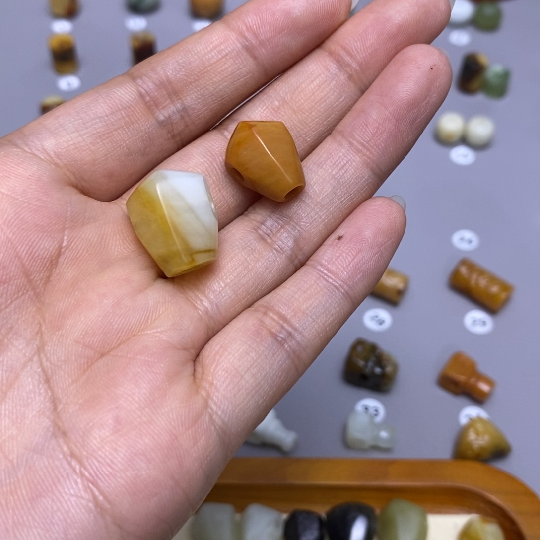 蛇纹石玉配饰合金*️****
