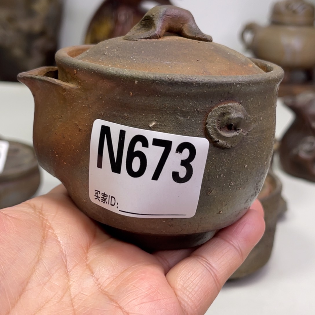 备前烧作品 宝瓶有裂歐**?