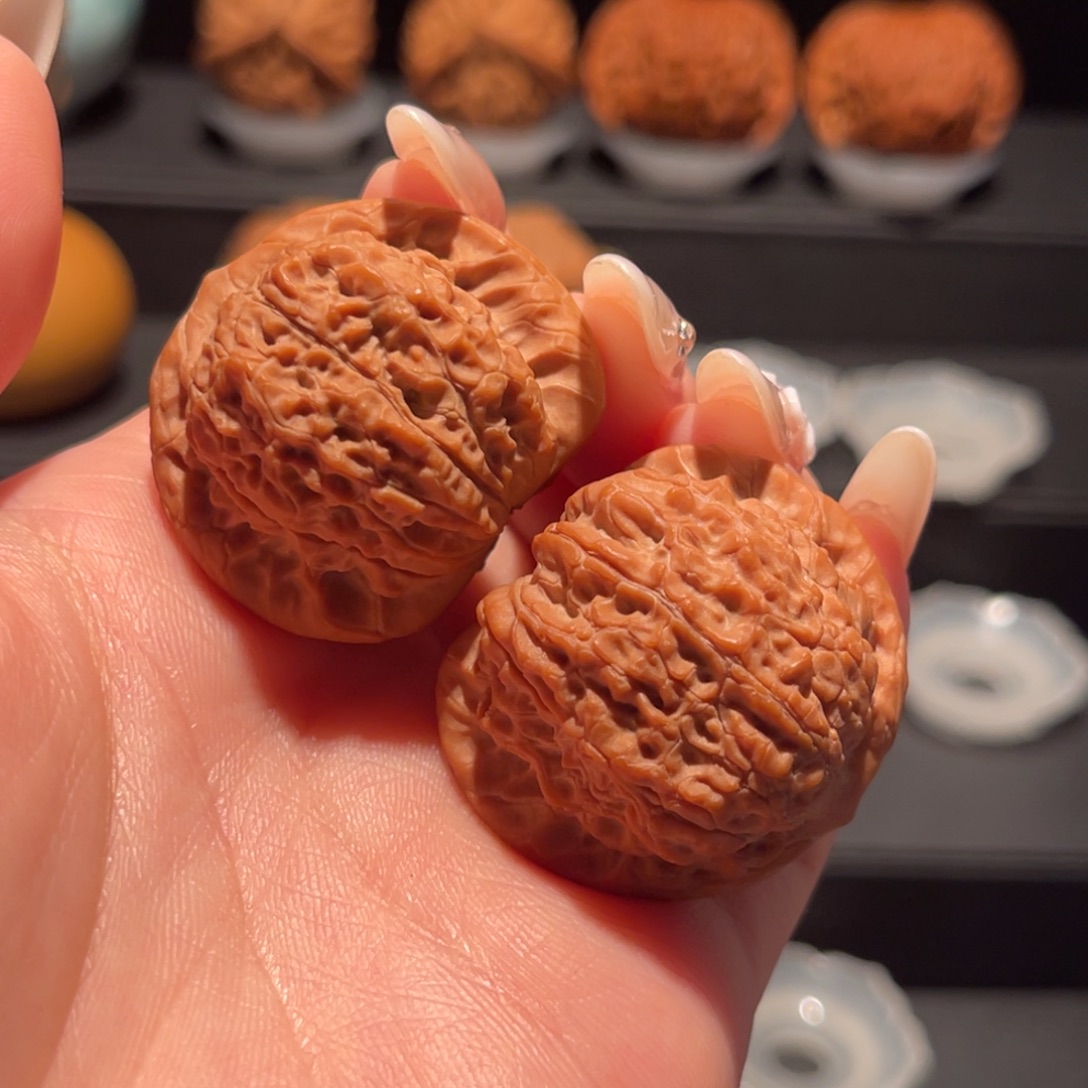 血麒麟35，精品，全品