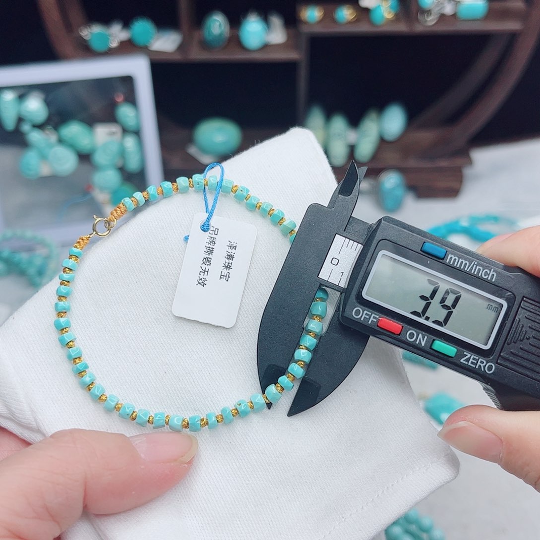 想***界绿松石未镶嵌绿松石