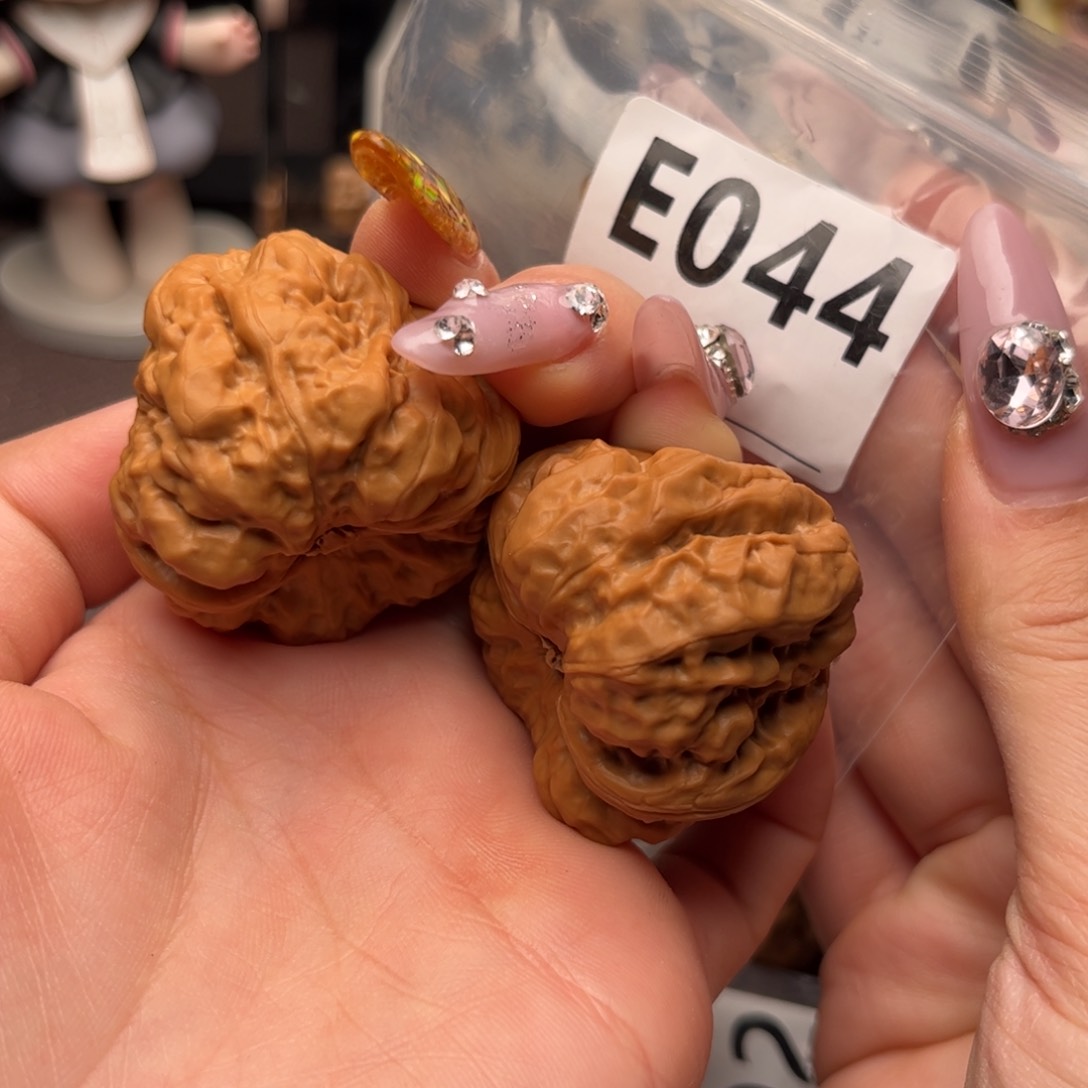 文玩核桃吊坠大**-蛤蟆