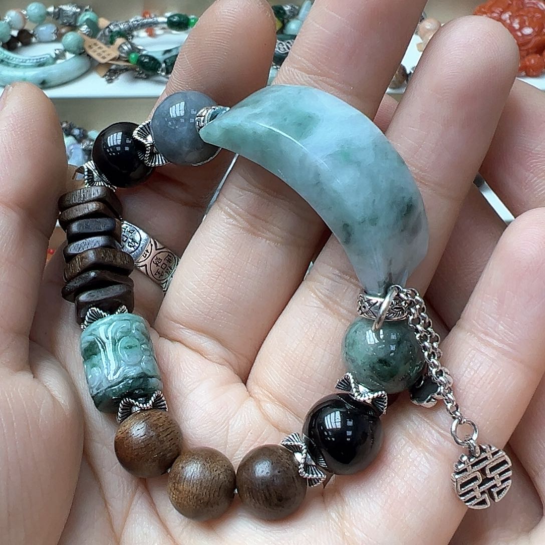 翡翠手链未镶嵌炸