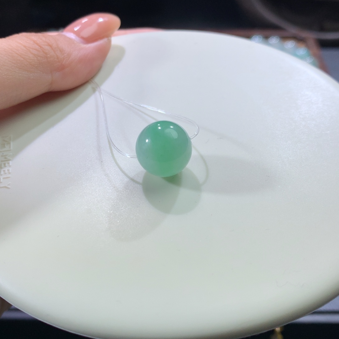 翡翠未镶嵌手链卡13.05飘绿