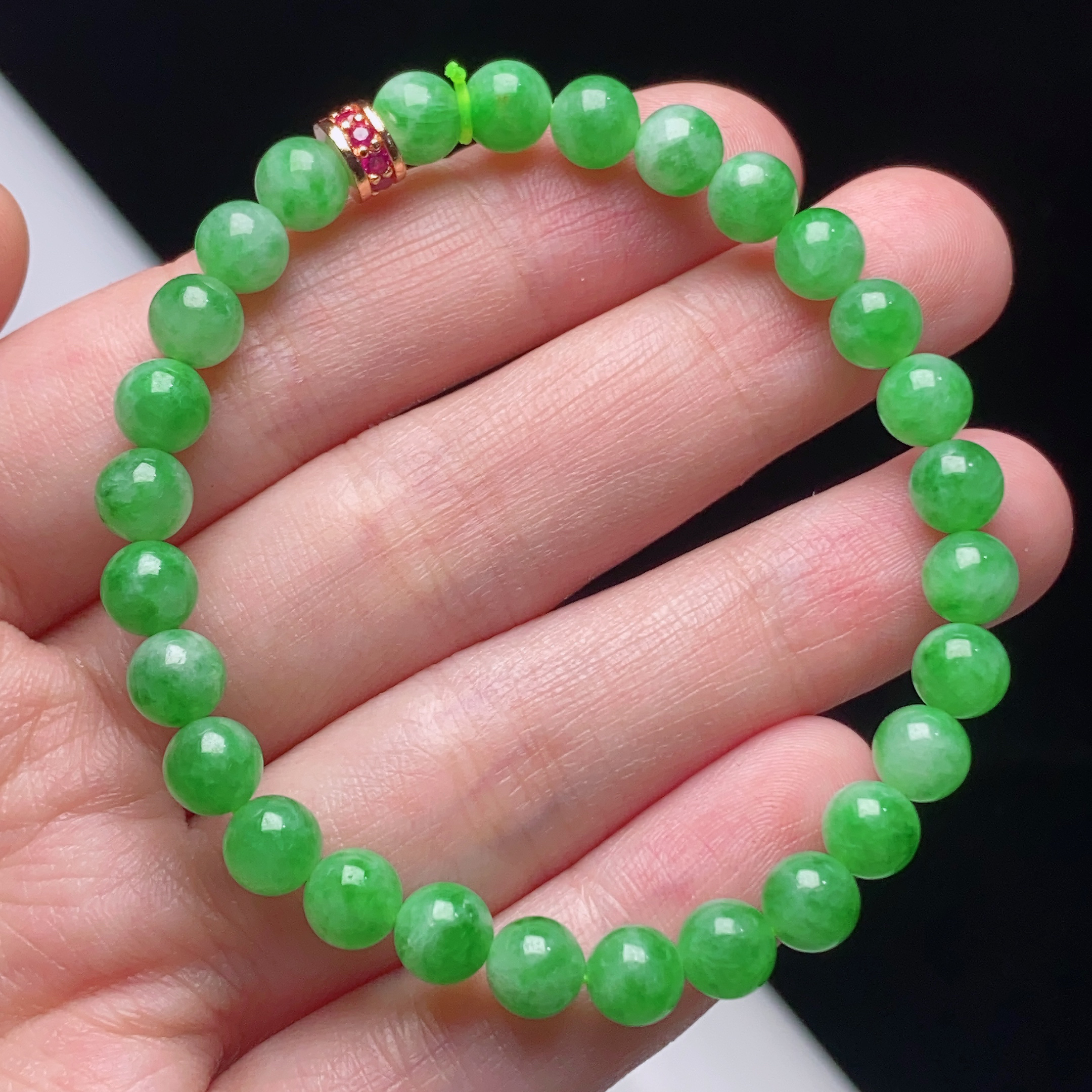 缅甸天然翡翠A货冰润飘阳绿圆珠手链卡6.2mm绿色冰绿满绿满色