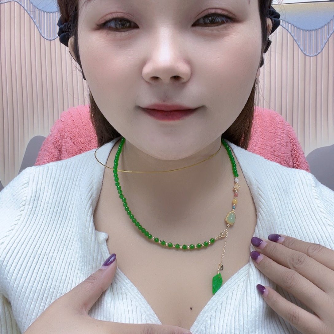 翡翠未镶嵌颈饰项链