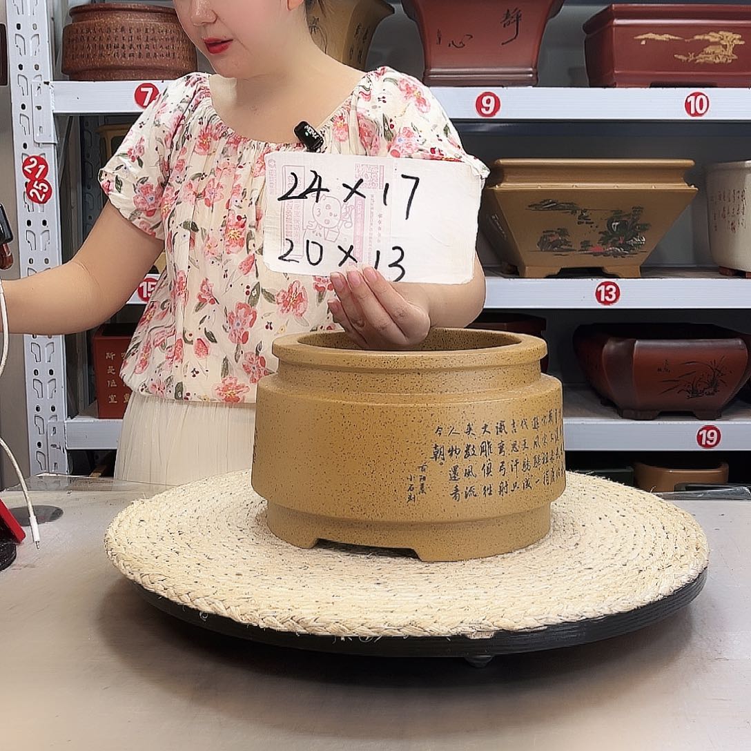 紫砂花盆紫砂花盆