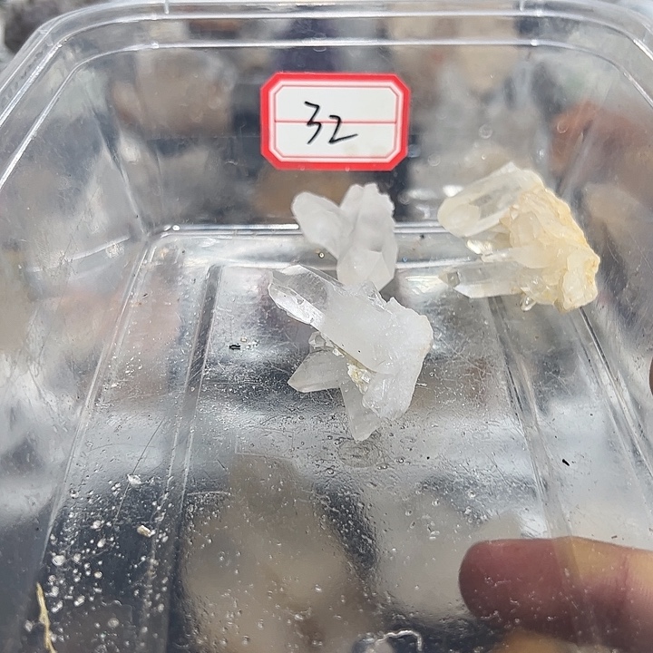阅***火未镶嵌珠宝半成品水晶