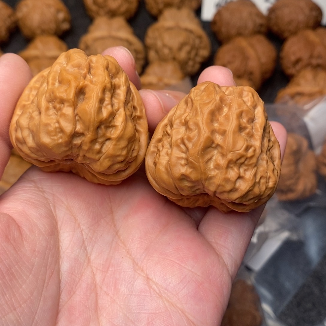 文玩核桃把件尒*。蛤蟆38