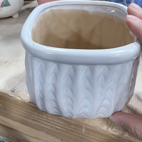 有孔！！有问题问客服，满9元包邮