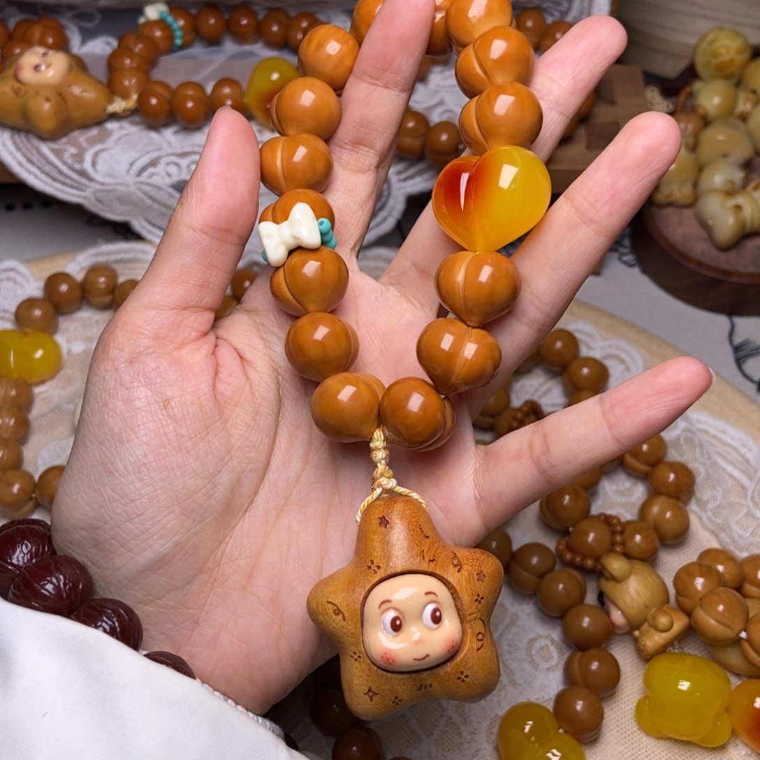 猴头核桃吊坠屁桃玻璃底卡16