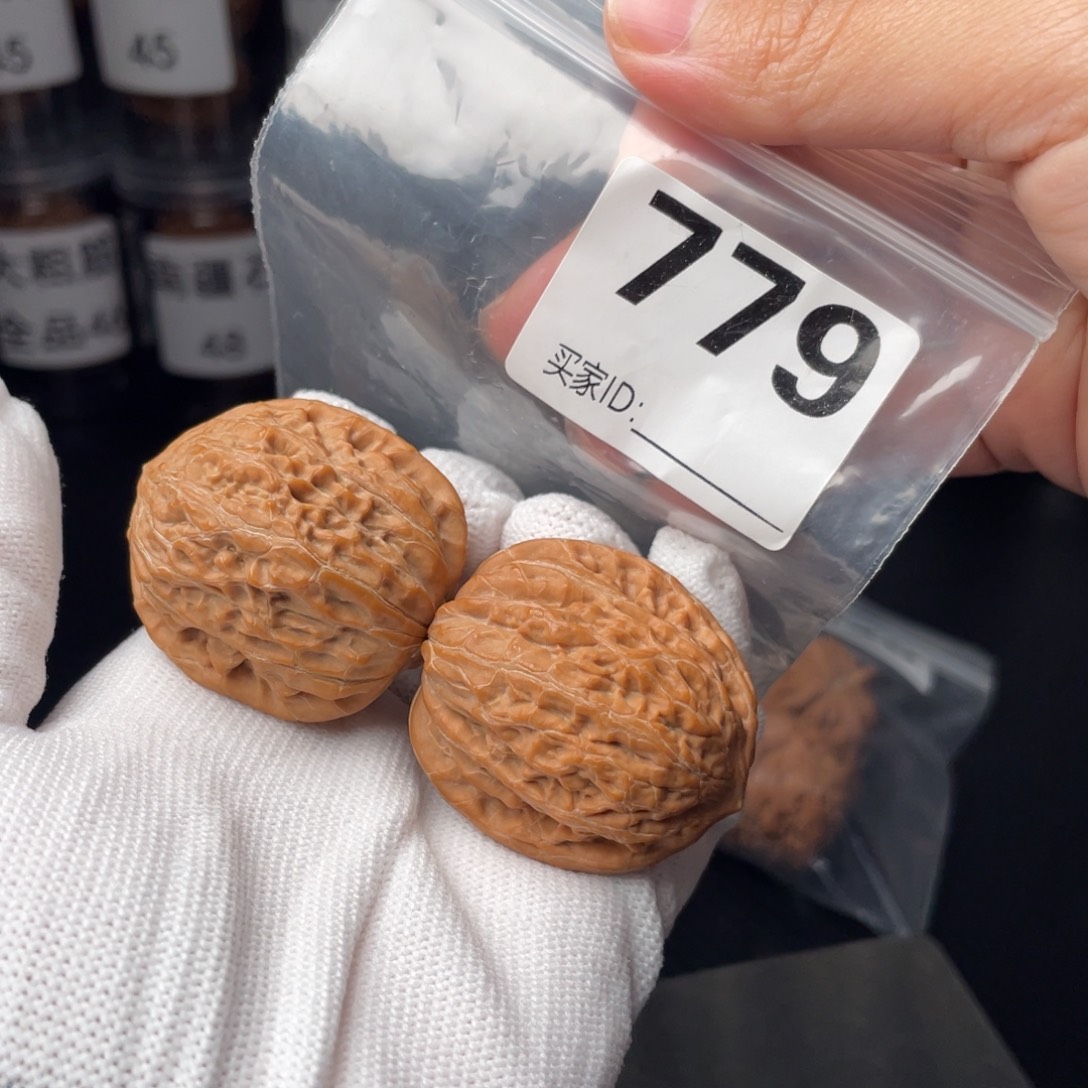 似***年把件文玩核桃全品37铁锤