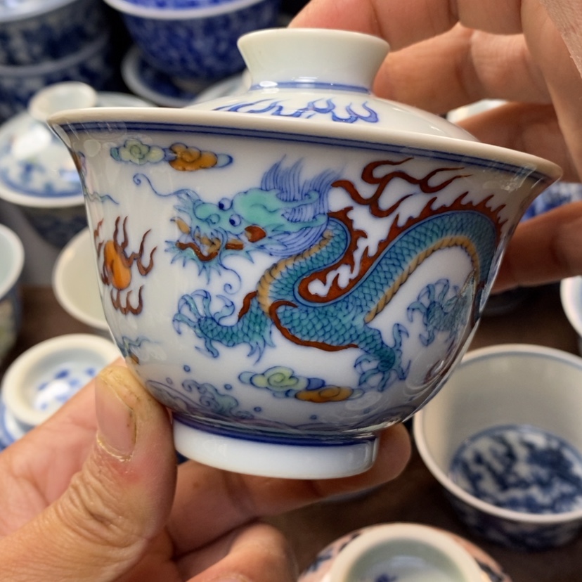 【闪购商品】景德镇青花斗彩盖碗