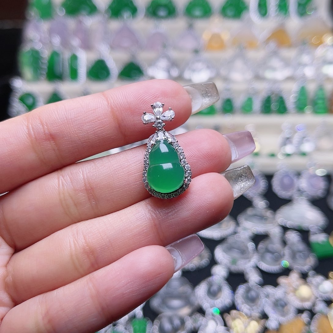 玛瑙/玉髓颈饰银S925镶嵌