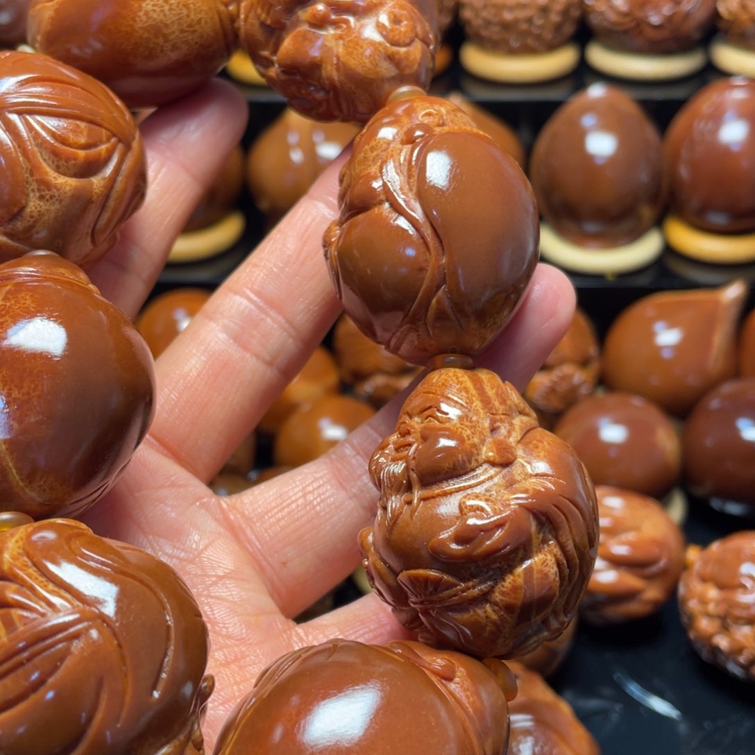 橄榄核手串/手链巴**叶财迷一条