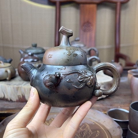 戬谷龙窑坭兴陶柴烧壶