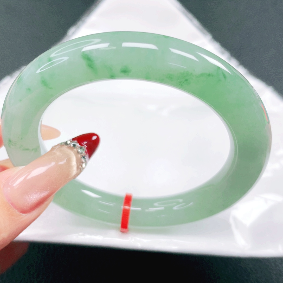 翡翠未镶嵌手镯54